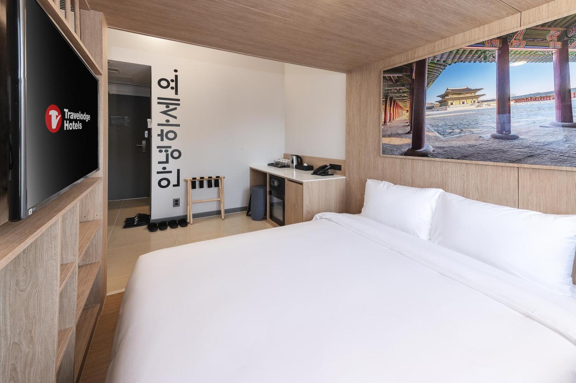 Travelodge Myeongdong Namsan Seoul Exterior photo